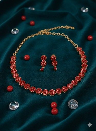 Single Line  Coral Floral Design Necklace Set