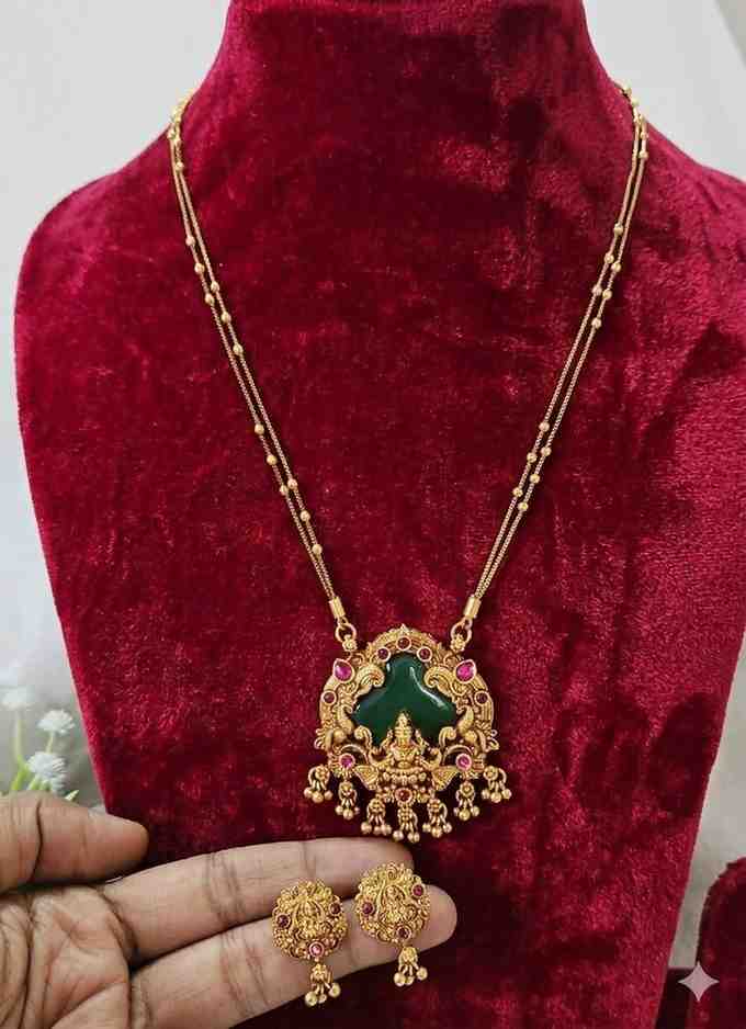 1772539454865 Temple Design Pendent Chain Set - Image 1