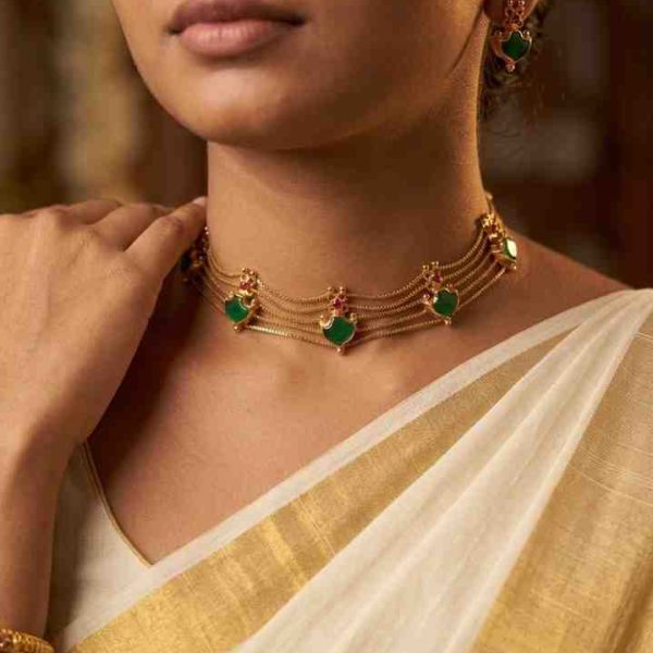 Goldlookalike Palaka Choker Set